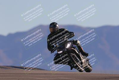 media/Nov-06-2023-Moto Forza (Mon) [[ce023d0744]]/3-Intermediate Group/Session 5 (Turn 9)/
